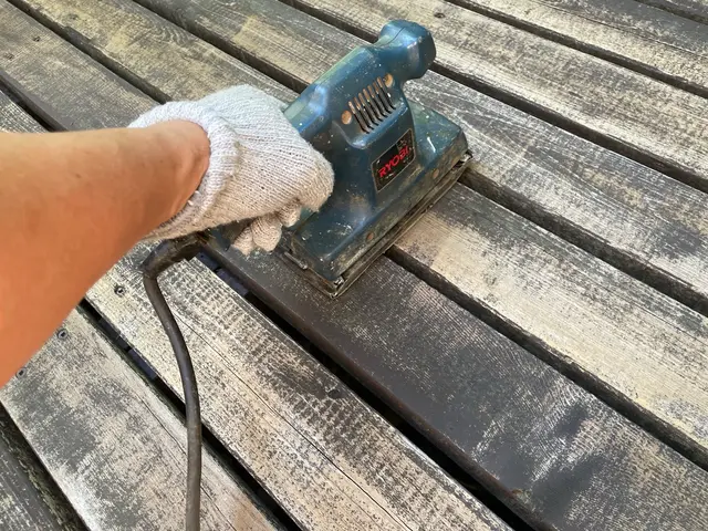 塗装のプロだからできる美観と耐久性を考えたウッドデッキ塗装サービスの画像