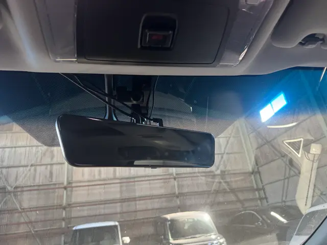 【10年超の実績】年中無休！ドラレコ取付！自社スタッフがお伺いします！サービスの画像