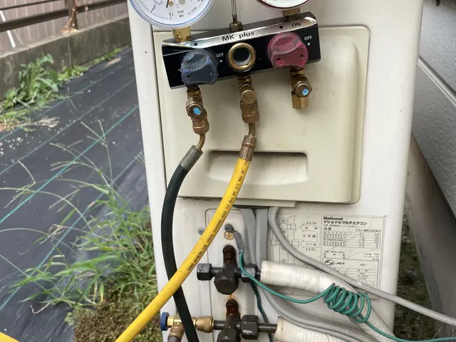 エアコン修理専門　追加料金はございません。ガス補充以外各種部品見積もり致します。サービスの画像