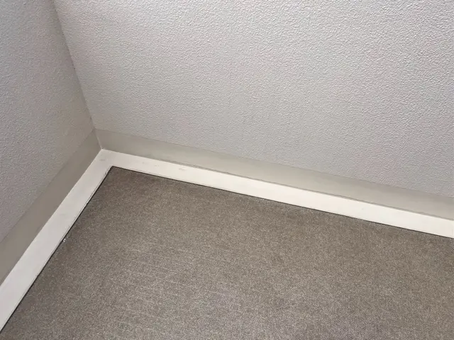 【女性スタッフが伺います！】バルコニーの泥汚れ★お任せください！サービスの画像