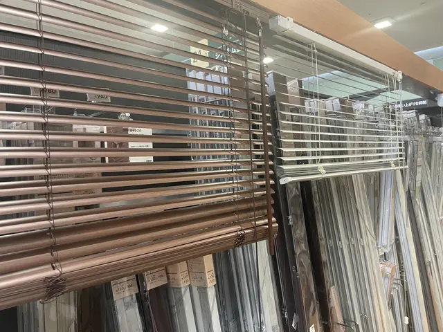 らくらく窓インテリアサービスの画像