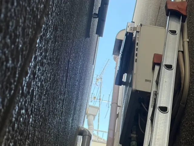 国家資格保有スタッフによる完全自社対応！高所狭所大歓迎！時間外地域外でも相談OKサービスの画像