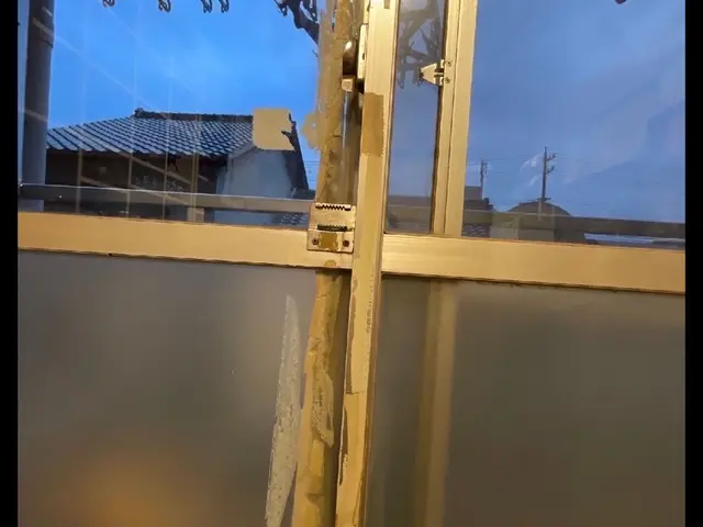 窓や網戸の汚れもスッキリ！視界もバッチリです！サービスの画像