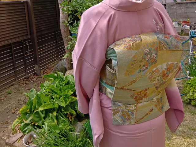 【25年の経験による確かな技術】楽できれいに、をモットーに着付けいたします。