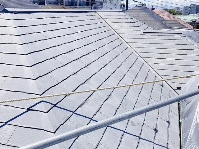 【屋根塗装/スレート】雹災・風災の保険申請はお任せ。丁寧な施工を心がけていますサービスの画像