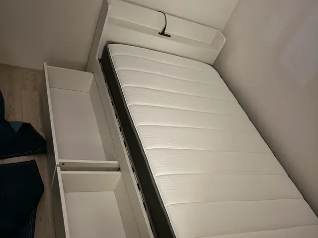 【業歴12年の実績】ソファー・食器棚吊り上げ下げ2名でお伺い！サービスの画像