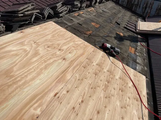 【屋根工事】葺き替え、カバー工法、瓦工事、細かな事まで対応致します‼︎サービスの画像