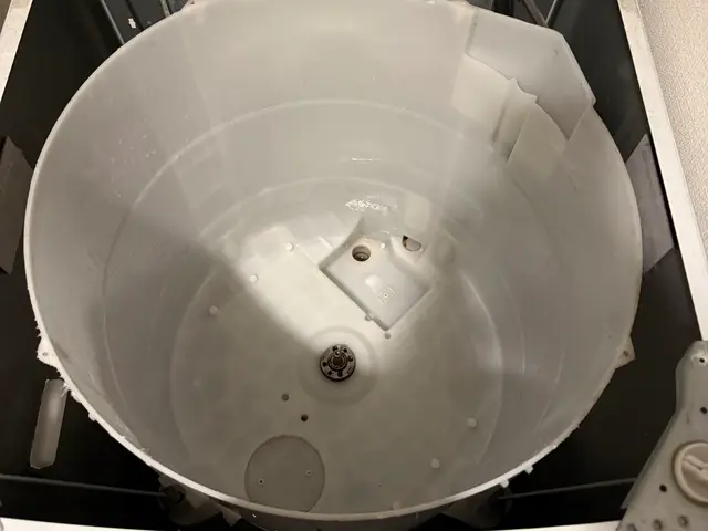 夜間・早朝対応可◎細部まで徹底クリーニング！汚れ具合や劣化具合で臨機応変に対応サービスの画像