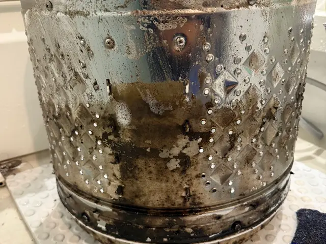 夜間・早朝対応可◎細部まで徹底クリーニング！汚れ具合や劣化具合で臨機応変に対応サービスの画像