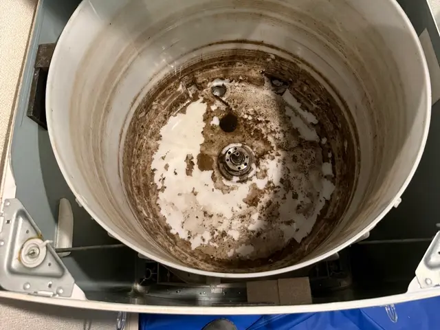 夜間・早朝対応可◎細部まで徹底クリーニング！汚れ具合や劣化具合で臨機応変に対応サービスの画像