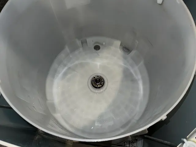 夜間・早朝対応可◎細部まで徹底クリーニング！汚れ具合や劣化具合で臨機応変に対応サービスの画像