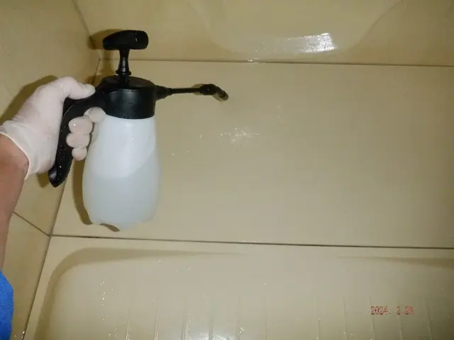 貯水槽清掃はおまかせください！　＊工事保険加入済みサービスの画像