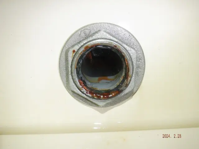 貯水槽清掃はおまかせください！　＊工事保険加入済みサービスの画像