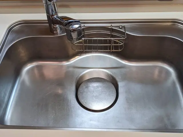 【人気のキッチンクリーニング】シンク周りもピカピカ♪安心丁寧【女性スタッフ在籍】サービスの画像