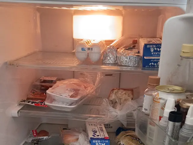 冷蔵庫内クリーニング致します。サービスの画像