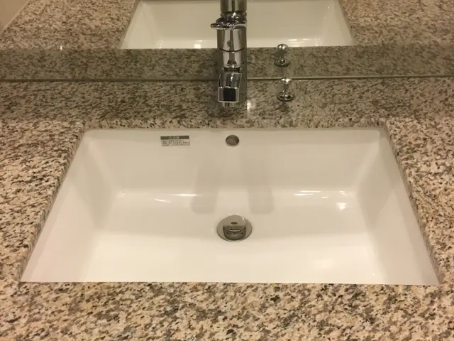 【駐車代は当店が負担します】女性スタッフ同行可能！アフターフォローばっちりサービスの画像