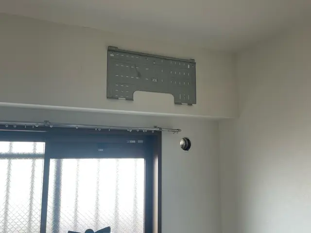 古いエアコン取り外し、回収致します！サービスの画像