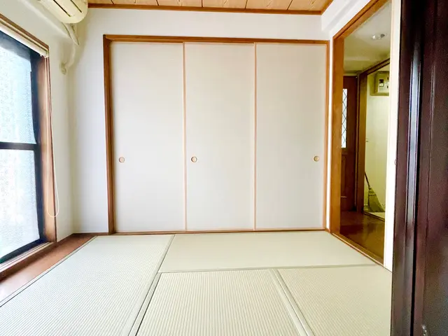◎加古川発　◎人気の和紙畳もあります　◎職人手仕事はお近くが安心サービスの画像