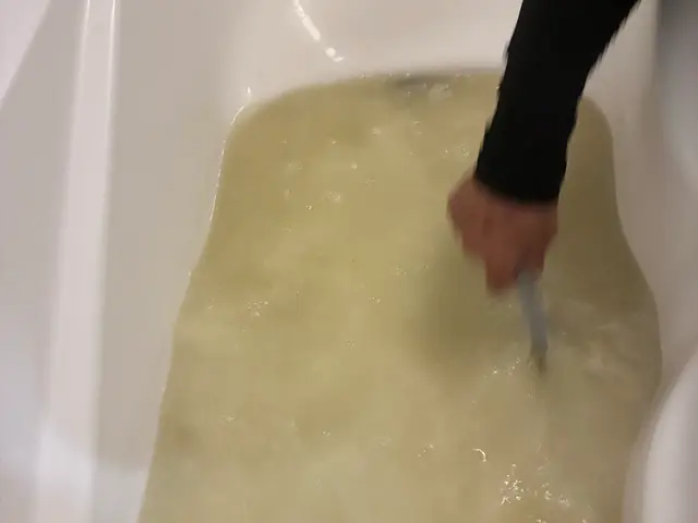 気づかない汚れが一番危険。レジオネラ菌対策に風呂釜洗浄を。女性スタッフ対応可能！サービスの画像