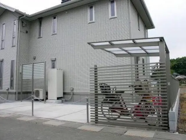 【三重県発】サイクルポート設置工事★ご要望に合わせて臨機応変に対応させて頂きますサービスの画像