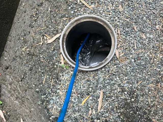 排水管高圧洗浄 (エンジン式)サービスの画像