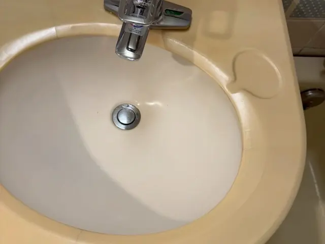 洗面台・洗面ボウルの傷、ひび割れ補修サービスの画像
