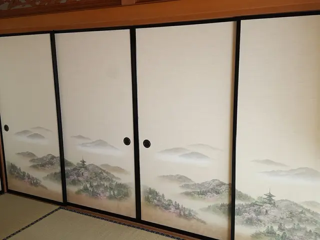 【ふすま張り替え】《安心と信頼》ぜひお任せください！サービスの画像