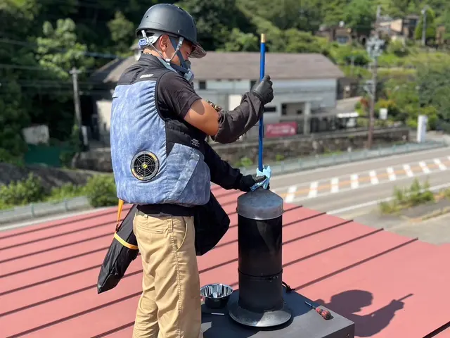 薪ストーブメンテナンス、煙突掃除実績600件以上！業界歴9年のたしかな技術。サービスの画像