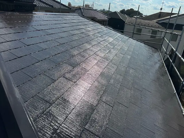 屋根は建物の中でも1番重要な場所になります！職人の技術でしっかりと工事致します！サービスの画像