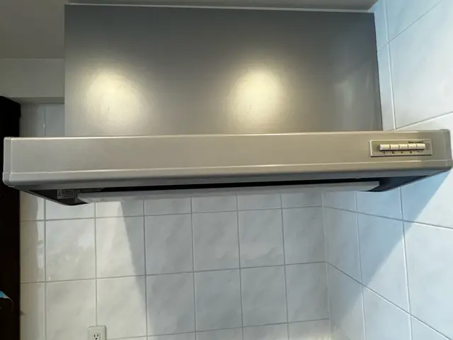 【油汚れガッツリ落とします】レンジフードクリーニング！！サービスの画像