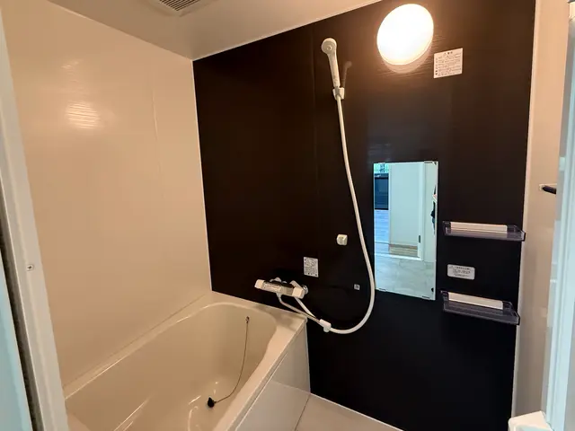 【自社施工】【保険加入】【現場調査〜見積無料】     浴室のプロが対応致しますサービスの画像