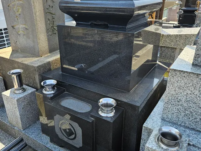 「御先祖様を大切に 」墓石クリーニングは元石屋のプロにお任せ下さい。サービスの画像