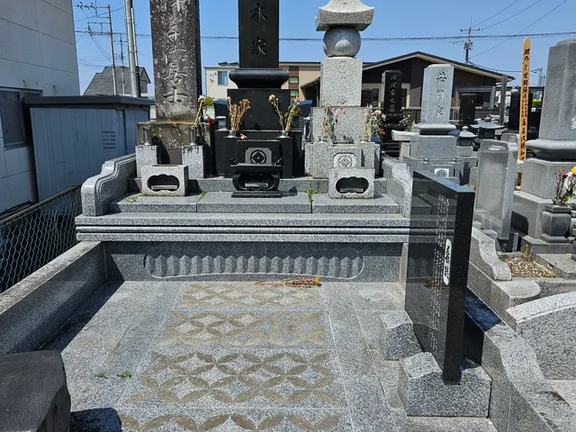 「御先祖様を大切に 」墓石クリーニングは元石屋のプロにお任せ下さい。サービスの画像