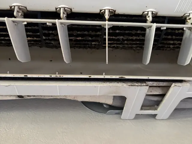 1月新規出店限定特価！室外機洗浄・抗菌コート込みで9,000円　3月6日まで受付サービスの画像