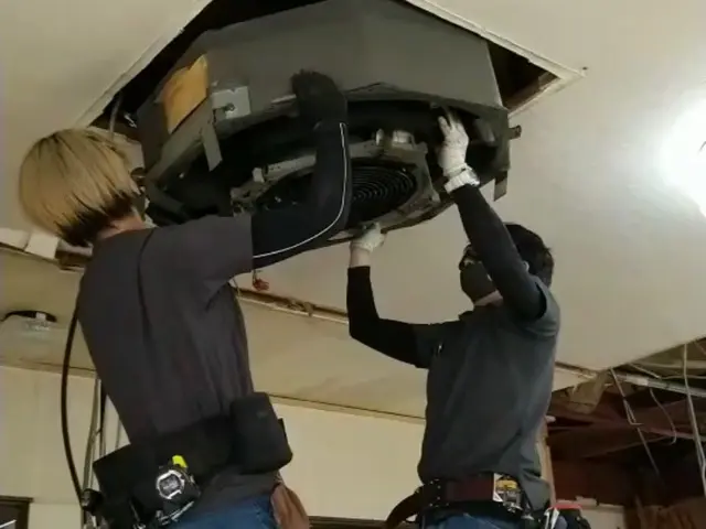 難工事、高所作業専門店！天カセ、天吊、壁掛全て対応！損害保険加入★サービスの画像