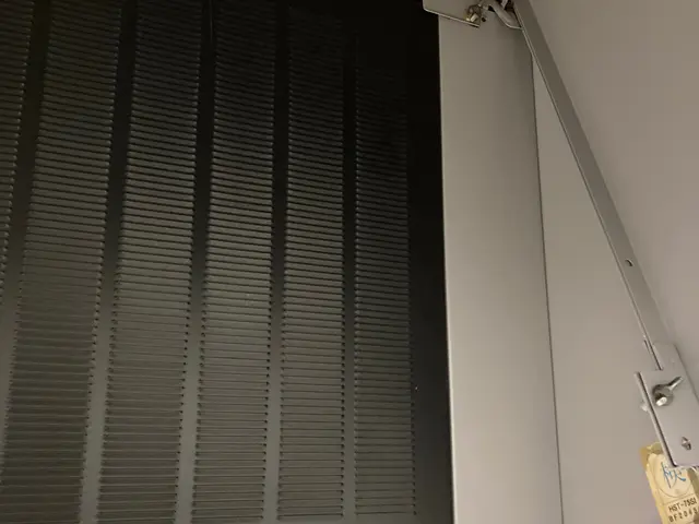 【作業実績300件以上】こびり付いた汚れをプロの手でクリーニング致します！サービスの画像