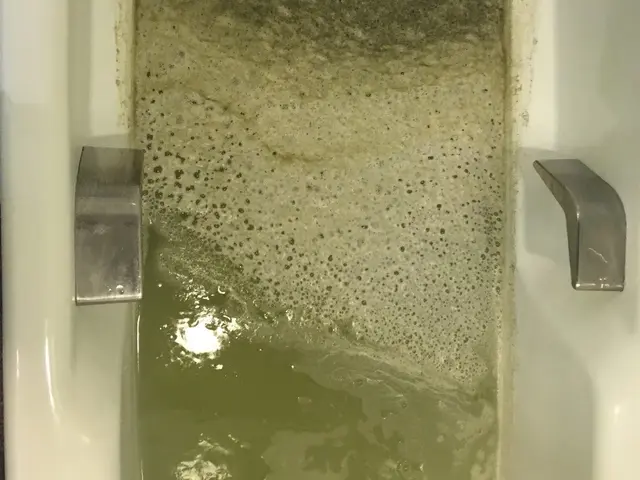 浴室（風呂釜）の追い焚き配管除菌クリーニングサービスの画像