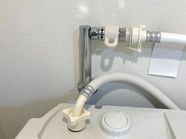 福岡市【壁ピタ水栓交換】/ 洗濯機水栓交換 / 国家資格者が施工で安心！サービスの画像