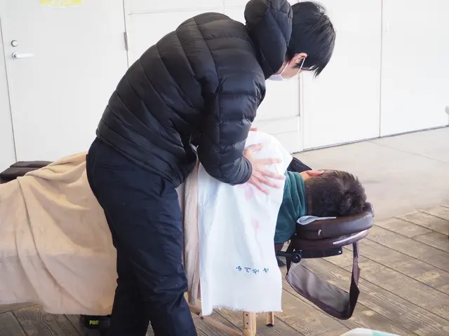 もみほぐしで凝り（コリ）の辛さを解消サービスの画像