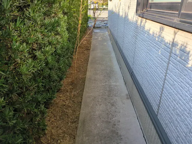 創業100年以上の信頼と実績！安全第一でお庭を美しく整えますサービスの画像