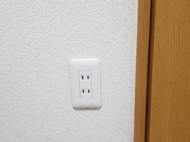 電気工事士がコンセント、スイッチ増設します！禁煙の本人です！paypay使えますサービスの画像