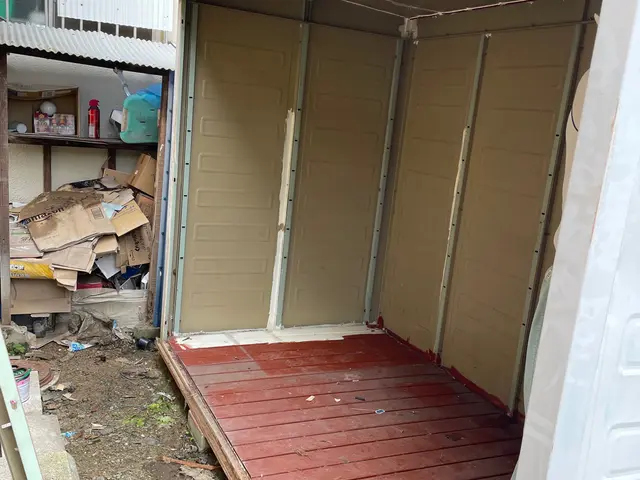 【兵庫県密着】物置の解体回収お任せ下さい。まずは［質問する］からお問合せ下さい。サービスの画像