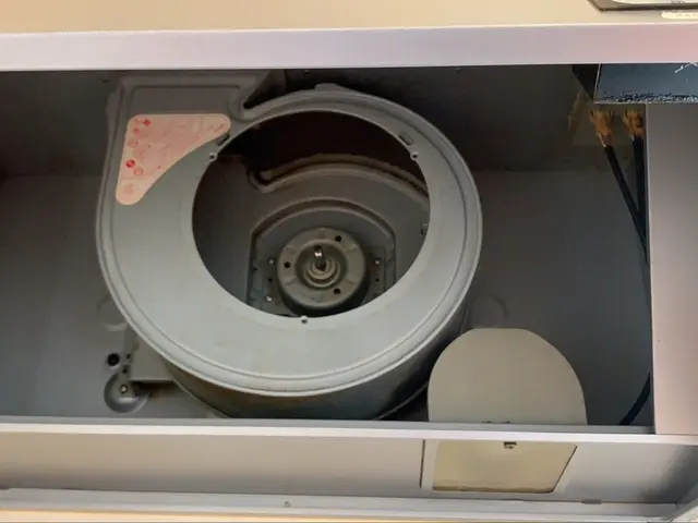 その汚れ、諦める前に一度ご相談ください。掃除の悩みに真摯に向き合います。サービスの画像