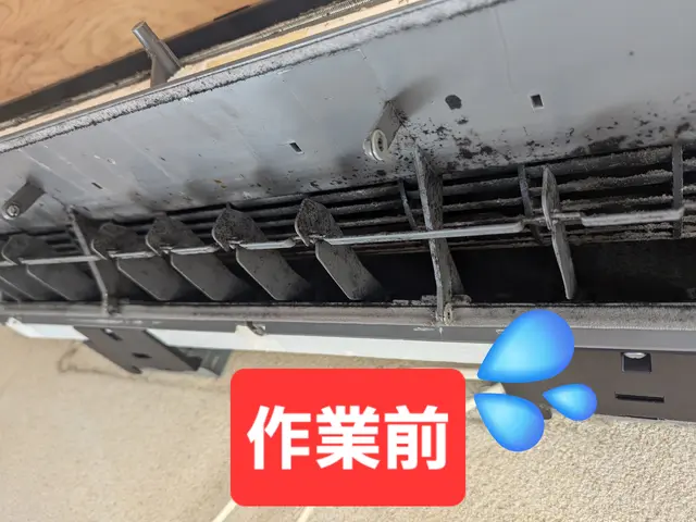 高圧洗浄機で徹底洗浄◎徹底養生◎汚水持ち帰り◎床に直接物を置きません◎保険加入◎サービスの画像