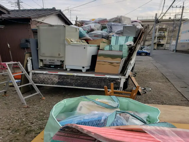 大きい物でも、回収可能です。処分に困った物は相談ください！解決させます!!サービスの画像