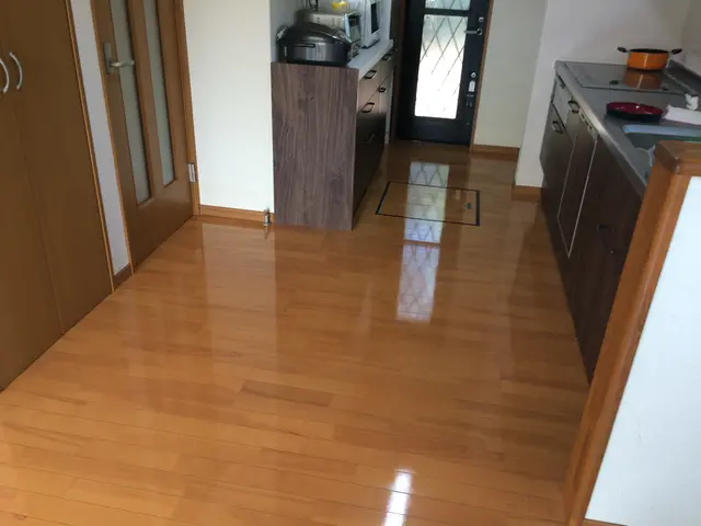 フロアコーティング　在宅・新築とも施工できます！■セット割あり■コロナ対策済■サービスの画像