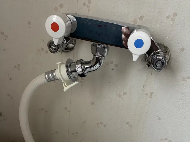 壁ピタ水栓交換（洗濯機用水栓）サービスの画像