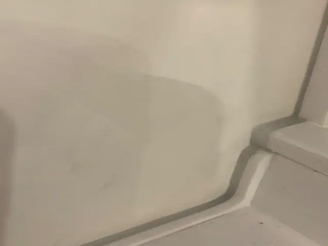 20年以上の経験を持つ職人による水回りコーキング！シーリング専門にお任せ下さいサービスの画像