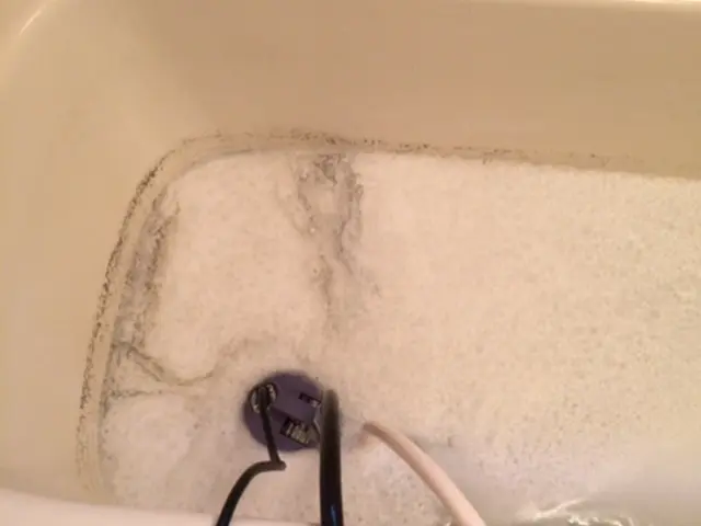 《福岡県》土日祝OK! 1つ穴風呂釜追い炊き配管の除菌・洗浄！安心の２度洗い！サービスの画像