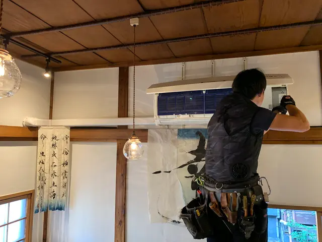 エアコン脱着サービスの画像